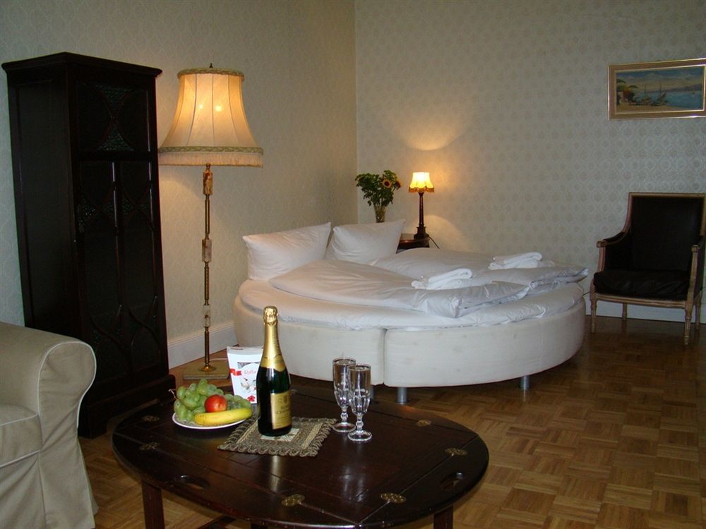 Hotel Alte Galerie Am Kudamm Berlim Exterior foto